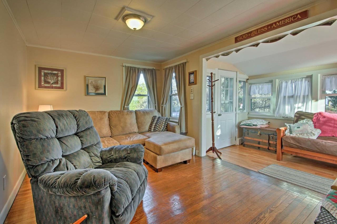 Cozy Buzzards Bay Home Steps To Cape Cod Canal! Bourne Extérieur photo